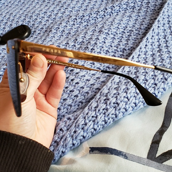 Prada Cinema polorized Sunglasses - Picture 3 of 4